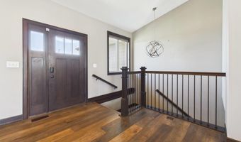 1701 W River Bend St, Brandon, SD 57005