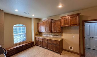 9000 PERRY Ave, Amarillo, TX 79119