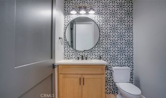 6250 Lindley Ave, Encino, CA 91316