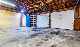 16 Pennsylvania Ave, Jamestown, RI 02835