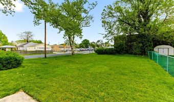 200 READING Ave, Barrington, NJ 08007
