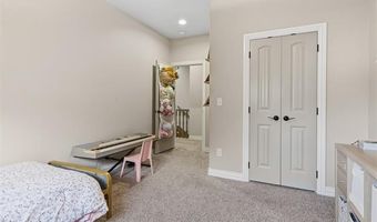 1707 Warwick Cir, Ardmore, OK 73401