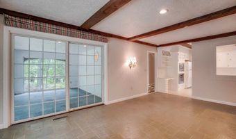 27 Buttonwood Rd, Bedford, NH 03110