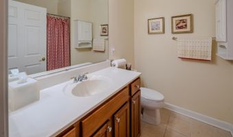 44465 CHAMBERLAIN Ter 103, Ashburn, VA 20147