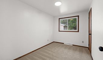 224 S TELULAH Ave, Appleton, WI 54915