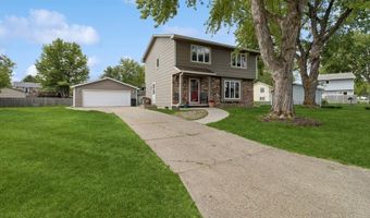 1304 7th St NW, Altoona, IA 50009