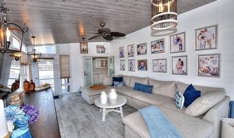 21 Drake Dr, Bayville, NJ 08721