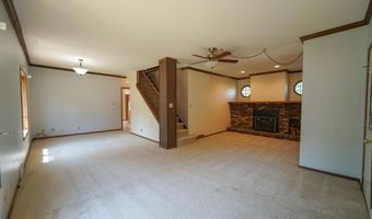 610 7th Ave, Ackley, IA 50601