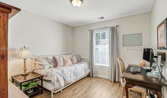 28 Lakeside Dr, Bluffton, SC 29910