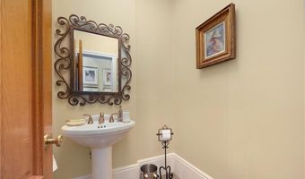 55 Wilbur Rd, Lincoln, RI 02865