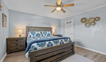 205 Barefoot Ln, Atlantic Beach, NC 28512