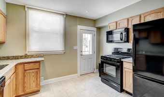 806 S CLINTON St, Baltimore, MD 21224