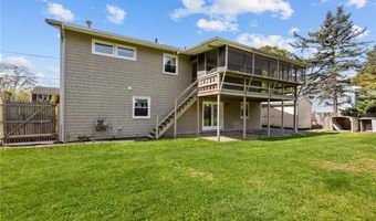 19 Irondale St, Warwick, RI 02886