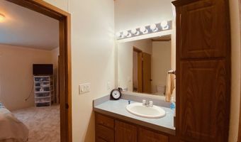 9505 TOWN HALL Rd, Amherst Junction, WI 54407