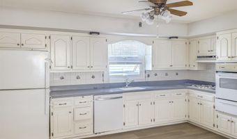 734 KENNEDY Blvd, Bayonne, NJ 07002