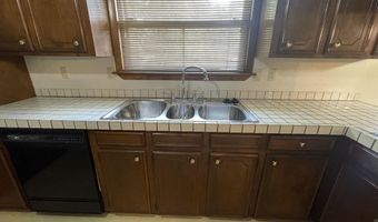 1710 Hidden Valley Dr, Benton, AR 72019