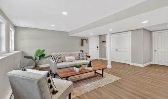 3 Seten Cir, Andover, MA 01810