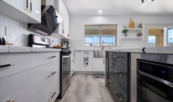 10505 W WILSHIRE Dr, Avondale, AZ 85392