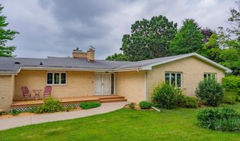 5498 Jan Dr, Fitchburg, WI 53711