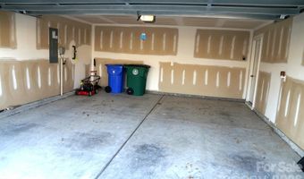50 Parkwood Ct, Camden, SC 29020