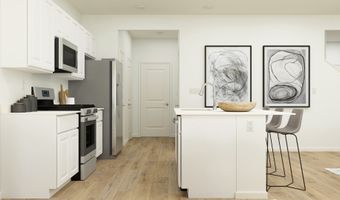 1253 Glenmont St, Algonquin, IL 60102