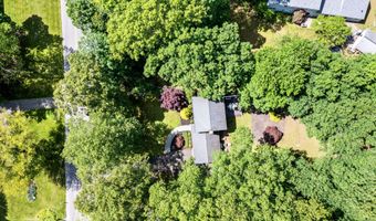 33 Ridgedale Rd, Bethel, CT 06801