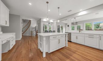43079 LAGO GALLERIE Ct, Ashburn, VA 20148