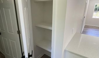 1801 Garden St, Camden, SC 29020