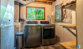 316 W Evergreen Dr, Brandon, SD 57005