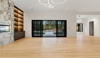 241 Traditions Dr, Alpharetta, GA 30004