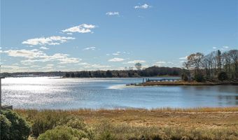 255 Fishing Cove Rd, North Kingstown, RI 02852