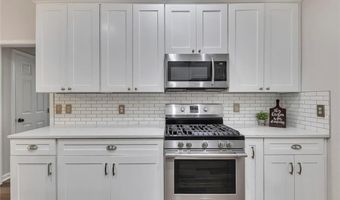 115 Township Ct, Woodstock, GA 30189