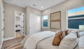 11127 ROLLING VISTA Dr, Las Vegas, NV 89135