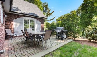 418 Mystic St, Arlington, MA 02474