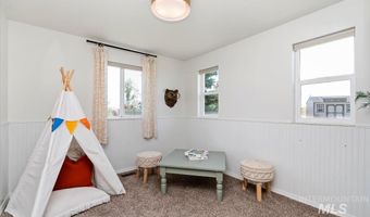 511 Keogh Ln, Caldwell, ID 83607