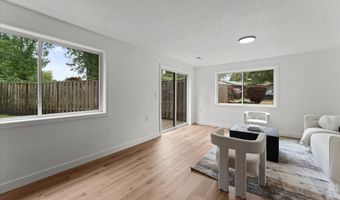 6225 SW CROSS CREEK Dr, Beaverton, OR 97078