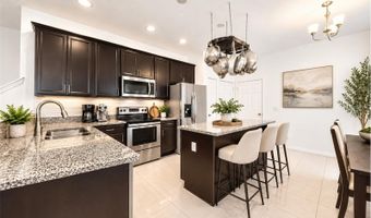 1136 E 10TH St, Apopka, FL 32703