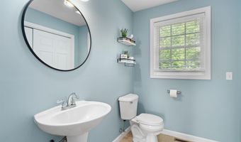 33 Thatcher Way, Barrington, NH 03825