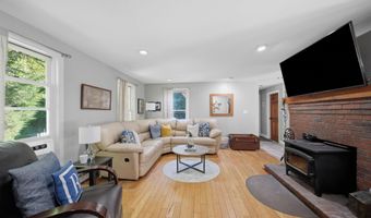 21 Stoney Brook Rd, Bow, NH 03304