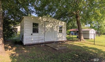 208 Beck St, Atmore, AL 36502