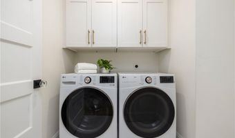 14 Kay Blvd, Middletown, RI 02842