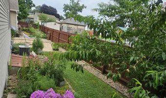 105 N Division St, Anamosa, IA 52205