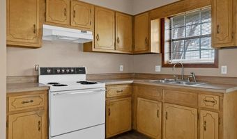 202 Gay St, Batesville, MS 38606