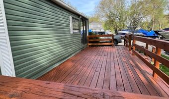 38788 N Broadway Ave, Antioch, IL 60002