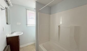30 S 13th St, Airville, PA 15203