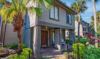 668 LAKE VILLAS Dr 668, Altamonte Springs, FL 32701