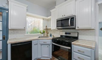 606 N Roseville St, Altus, AR 72821
