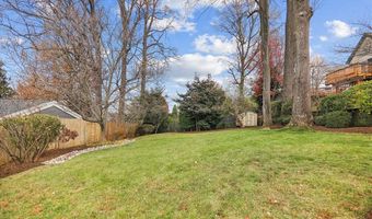 941 N MCKINLEY Rd, Arlington, VA 22205