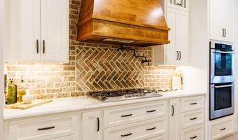 173 Circlestone Dr, Adel, GA 31620