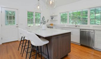 3 Andrews Dr, Darien, CT 06820